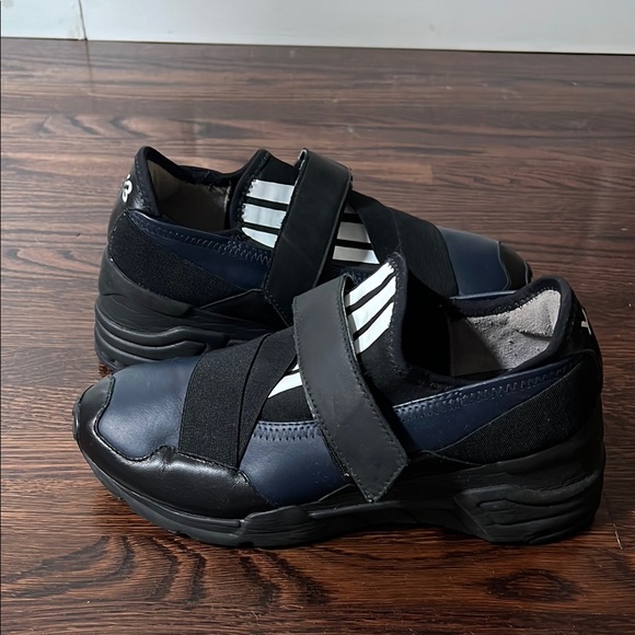 Adidas Y3 Astral leather women’s sneaker - Picture 4 of 4